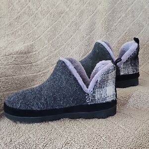 Dearfoams Charcoal Gray Women's Slippers